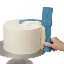 Load image into Gallery viewer, Adjustable Cake Scraper